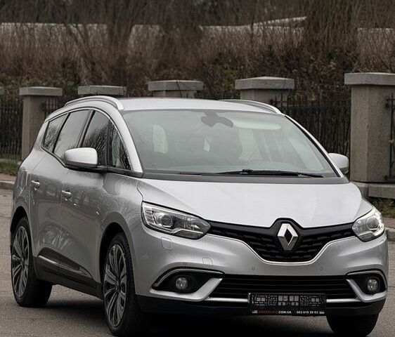 Сірий Рено Сценік III, об'ємом двигуна 1.7 л та пробігом 157 тис. км за 14999 $, фото 5 на Automoto.ua