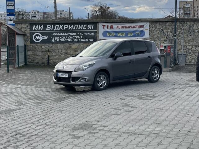 Серый Рено Сценик III, объемом двигателя 1.5 л и пробегом 290 тыс. км за 5700 $, фото 4 на Automoto.ua