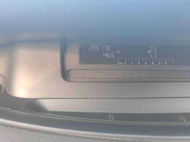 Серый Рено Сценик III, объемом двигателя 1.5 л и пробегом 286 тыс. км за 6400 $, фото 8 на Automoto.ua