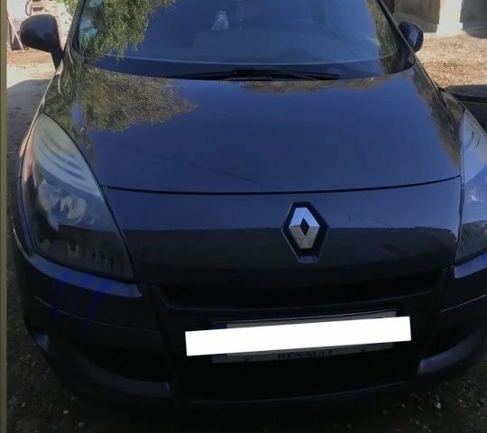 Серый Рено Сценик III, объемом двигателя 1.5 л и пробегом 270 тыс. км за 5700 $, фото 7 на Automoto.ua