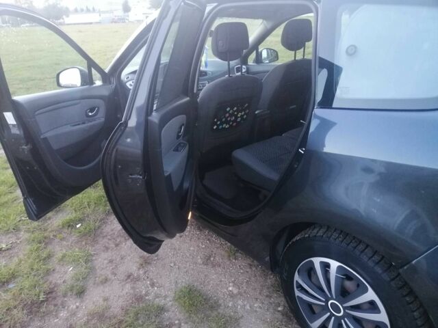 Серый Рено Сценик III, объемом двигателя 1.6 л и пробегом 295 тыс. км за 6800 $, фото 4 на Automoto.ua