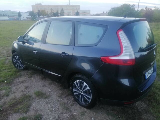 Серый Рено Сценик III, объемом двигателя 1.6 л и пробегом 295 тыс. км за 6800 $, фото 12 на Automoto.ua