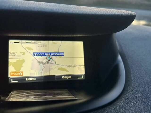 Рено Сценік III 2011 у Изяслве на Automoto.ua Сірий Рено Сценік III, об'ємом двигуна 1.5 л та пробігом 285 тис. км за 6700 $, фото 6 на Automoto.ua