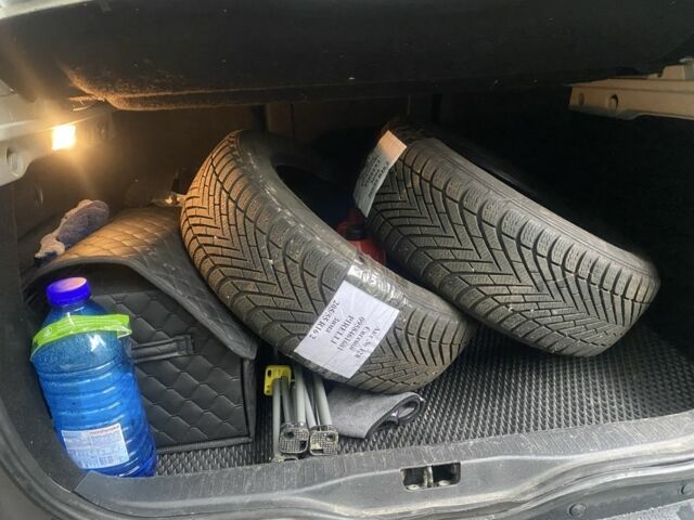 Серый Рено Сценик III, объемом двигателя 1.5 л и пробегом 312 тыс. км за 7500 $, фото 8 на Automoto.ua