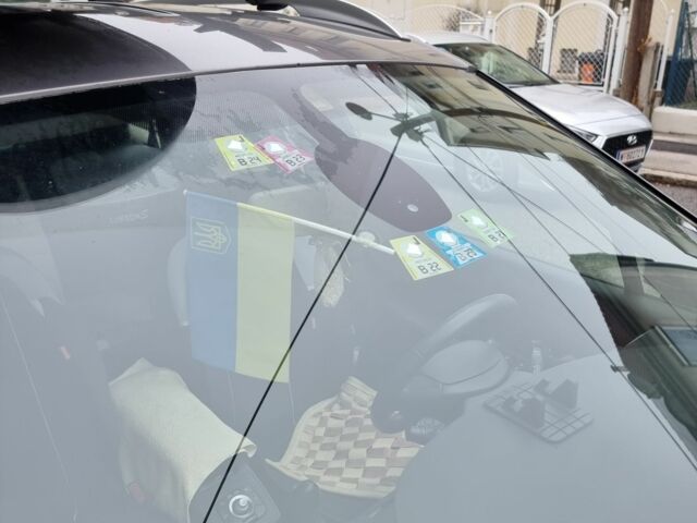 Серый Рено Сценик III, объемом двигателя 1.5 л и пробегом 326 тыс. км за 6500 $, фото 1 на Automoto.ua