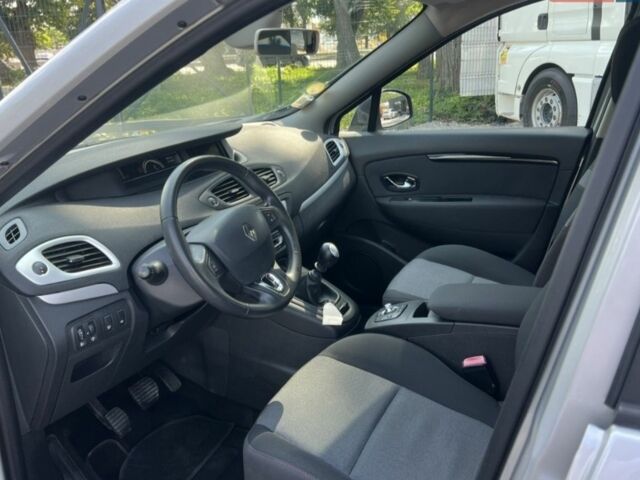 Серый Рено Сценик III, объемом двигателя 1 л и пробегом 223 тыс. км за 8700 $, фото 6 на Automoto.ua