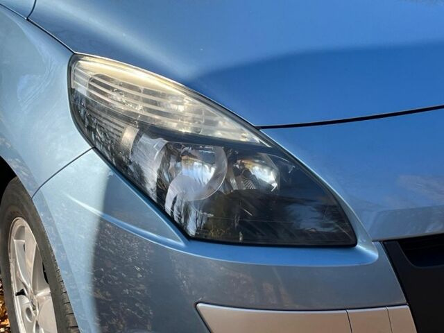 Синій Рено Сценік III, об'ємом двигуна 1.5 л та пробігом 244 тис. км за 6800 $, фото 8 на Automoto.ua