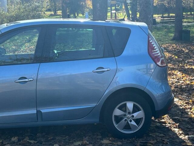 Синій Рено Сценік III, об'ємом двигуна 1.5 л та пробігом 244 тис. км за 6800 $, фото 2 на Automoto.ua