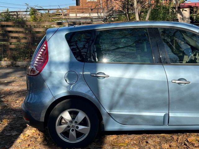 Синій Рено Сценік III, об'ємом двигуна 1.5 л та пробігом 244 тис. км за 6800 $, фото 3 на Automoto.ua