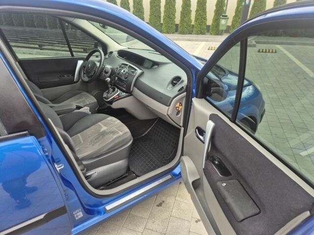 Синій Рено Сценік III, об'ємом двигуна 1.9 л та пробігом 273 тис. км за 4800 $, фото 1 на Automoto.ua