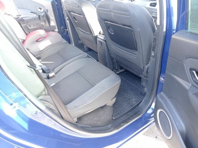 Синій Рено Сценік III, об'ємом двигуна 1.5 л та пробігом 260 тис. км за 6950 $, фото 23 на Automoto.ua