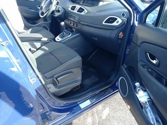 Синій Рено Сценік III, об'ємом двигуна 1.5 л та пробігом 260 тис. км за 6950 $, фото 22 на Automoto.ua