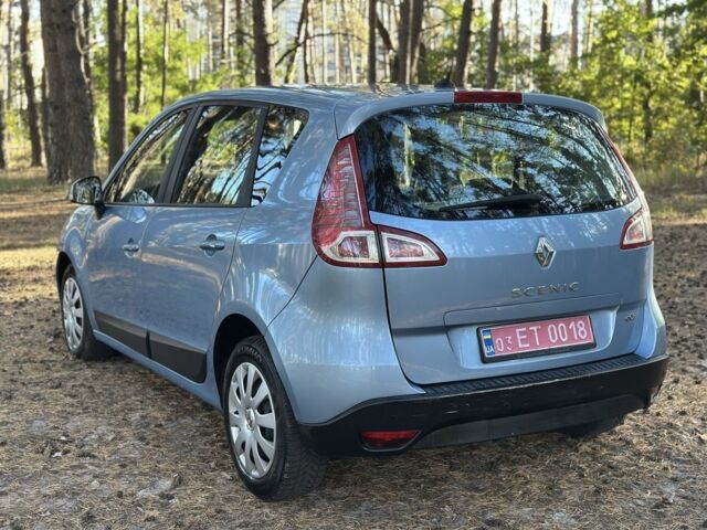 Синій Рено Сценік III, об'ємом двигуна 1.5 л та пробігом 187 тис. км за 6950 $, фото 3 на Automoto.ua