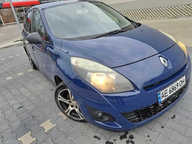 Синий Рено Сценик III, объемом двигателя 1.5 л и пробегом 235 тыс. км за 5267 $, фото 2 на Automoto.ua