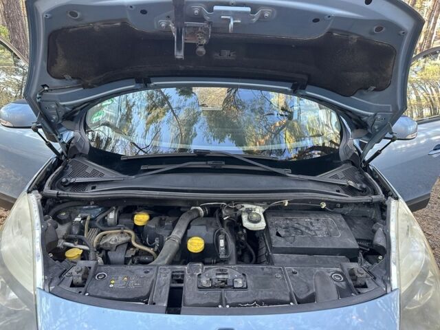 Синій Рено Сценік III, об'ємом двигуна 1.5 л та пробігом 187 тис. км за 6950 $, фото 7 на Automoto.ua