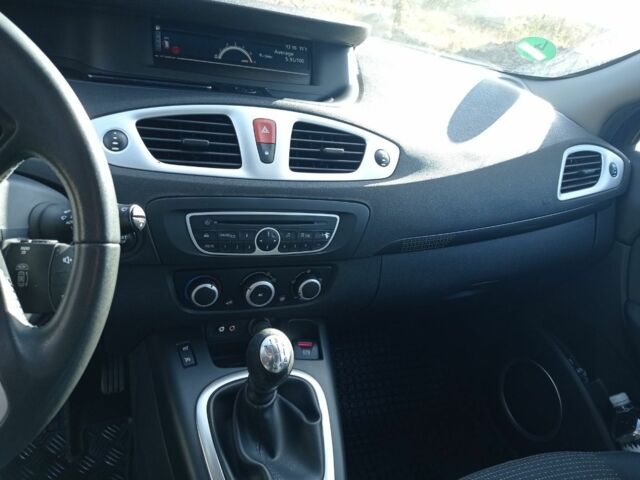 Синій Рено Сценік III, об'ємом двигуна 1.5 л та пробігом 260 тис. км за 6950 $, фото 15 на Automoto.ua