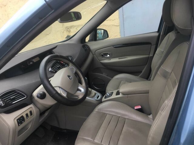 Синій Рено Сценік III, об'ємом двигуна 1.5 л та пробігом 234 тис. км за 7650 $, фото 4 на Automoto.ua