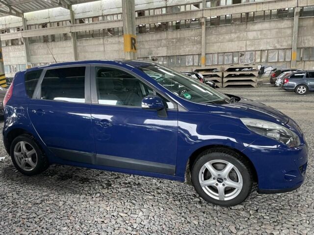 Синий Рено Сценик III, объемом двигателя 0 л и пробегом 187 тыс. км за 6750 $, фото 3 на Automoto.ua