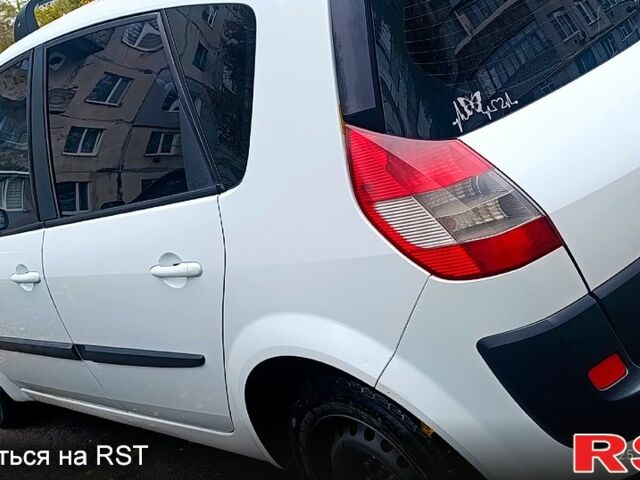 Рено Сценік 2006 у Синельниковом на Automoto.ua Білий Рено Сценік, об'ємом двигуна 1.5 л та пробігом 250 тис. км за 5500 $, фото 3 на Automoto.ua