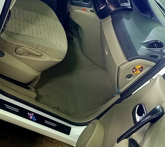 Рено Сценік 2006 у Синельниковом на Automoto.ua Білий Рено Сценік, об'ємом двигуна 1.5 л та пробігом 250 тис. км за 5500 $, фото 11 на Automoto.ua