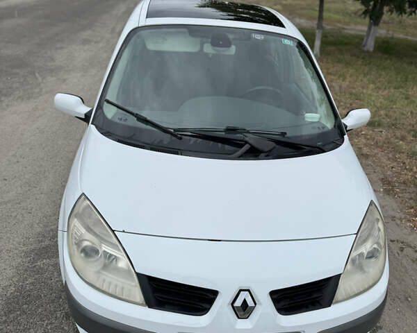 Білий Рено Сценік, об'ємом двигуна 1.46 л та пробігом 231 тис. км за 4450 $, фото 23 на Automoto.ua