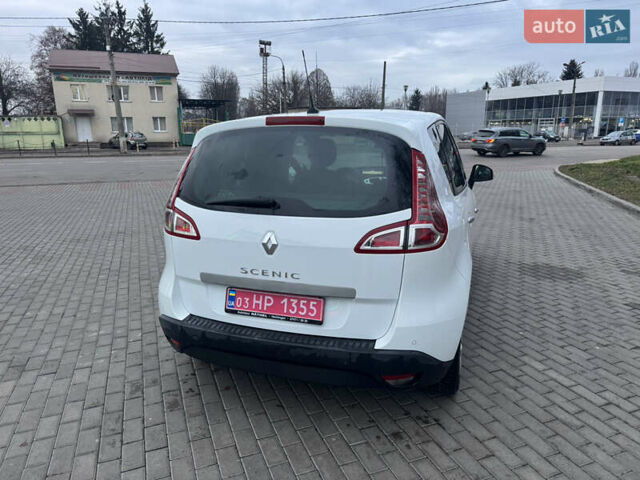 Білий Рено Сценік, об'ємом двигуна 1.6 л та пробігом 165 тис. км за 8200 $, фото 11 на Automoto.ua
