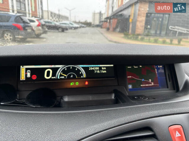 Белый Рено Сценик, объемом двигателя 1.46 л и пробегом 294 тыс. км за 6890 $, фото 36 на Automoto.ua