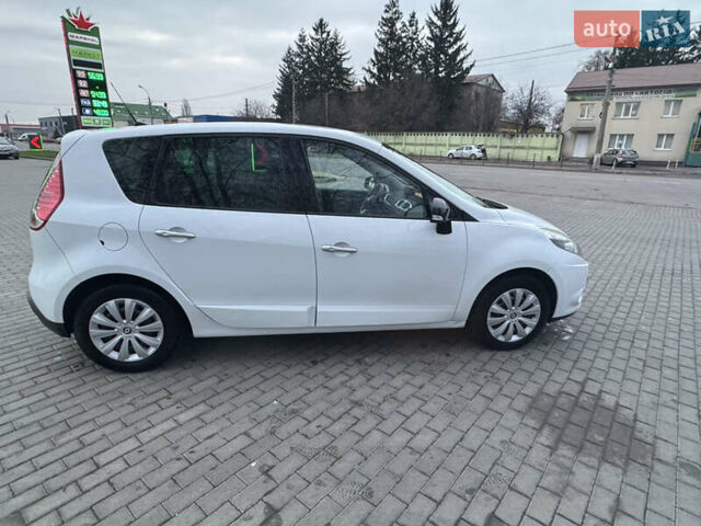 Білий Рено Сценік, об'ємом двигуна 1.6 л та пробігом 165 тис. км за 8200 $, фото 14 на Automoto.ua