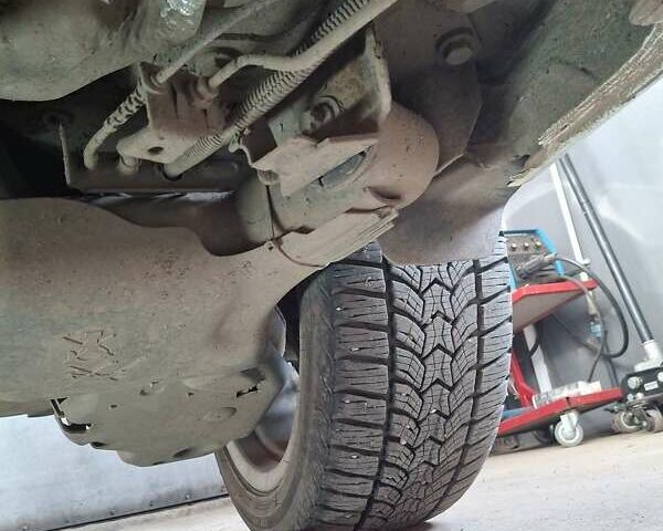 Білий Рено Сценік, об'ємом двигуна 2 л та пробігом 237 тис. км за 7500 $, фото 12 на Automoto.ua