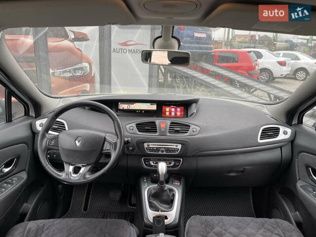Белый Рено Сценик, объемом двигателя 1.5 л и пробегом 221 тыс. км за 6800 $, фото 9 на Automoto.ua