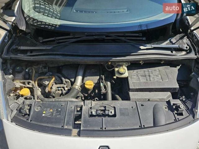 Білий Рено Сценік, об'ємом двигуна 1.5 л та пробігом 295 тис. км за 6000 $, фото 14 на Automoto.ua