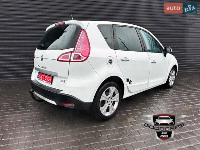 Белый Рено Сценик, объемом двигателя 1.4 л и пробегом 203 тыс. км за 7700 $, фото 1 на Automoto.ua