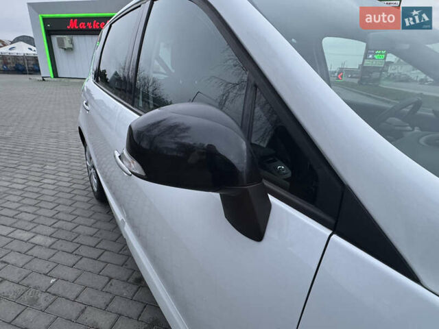 Білий Рено Сценік, об'ємом двигуна 1.6 л та пробігом 165 тис. км за 8200 $, фото 26 на Automoto.ua