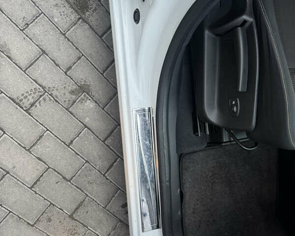 Білий Рено Сценік, об'ємом двигуна 1.6 л та пробігом 165 тис. км за 8200 $, фото 40 на Automoto.ua