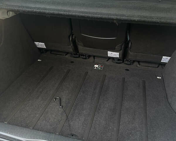 Рено Сценик 2010 в Луцке на Automoto.ua Белый Рено Сценик, объемом двигателя 1.5 л и пробегом 218 тыс. км за 7500 $, фото 21 на Automoto.ua