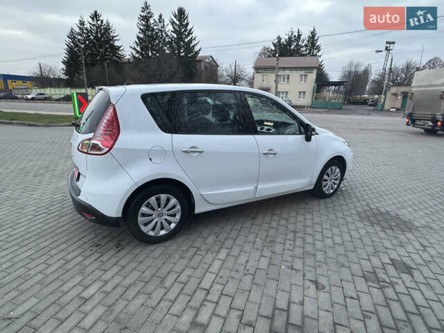Білий Рено Сценік, об'ємом двигуна 1.6 л та пробігом 165 тис. км за 8200 $, фото 13 на Automoto.ua