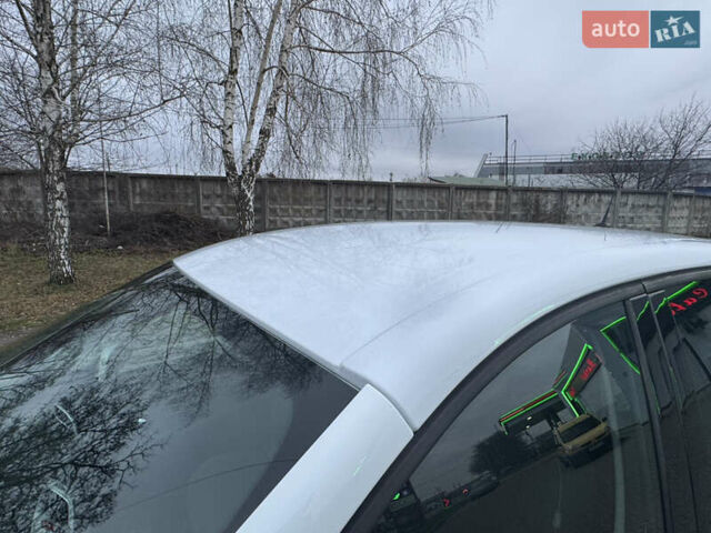 Білий Рено Сценік, об'ємом двигуна 1.6 л та пробігом 165 тис. км за 8200 $, фото 24 на Automoto.ua