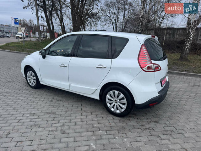 Білий Рено Сценік, об'ємом двигуна 1.6 л та пробігом 165 тис. км за 8200 $, фото 7 на Automoto.ua