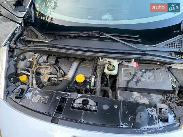 Рено Сценик 2010 в Львове на Automoto.ua Белый Рено Сценик, объемом двигателя 1.46 л и пробегом 230 тыс. км за 8800 $, фото 10 на Automoto.ua