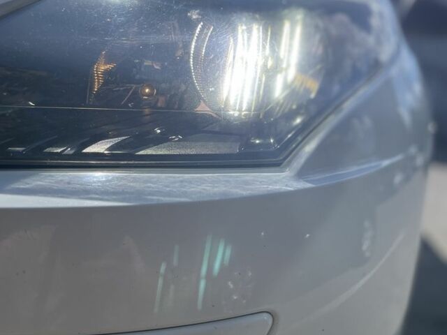 Рено Сценик 2010 в Кропивницком (Кировограде) на Automoto.ua Белый Рено Сценик, объемом двигателя 1.5 л и пробегом 280 тыс. км за 6400 $, фото 11 на Automoto.ua