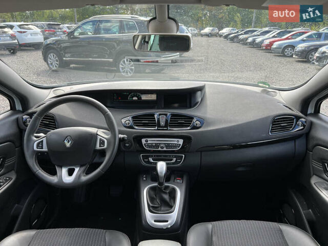 Белый Рено Сценик, объемом двигателя 1.5 л и пробегом 219 тыс. км за 8900 $, фото 13 на Automoto.ua