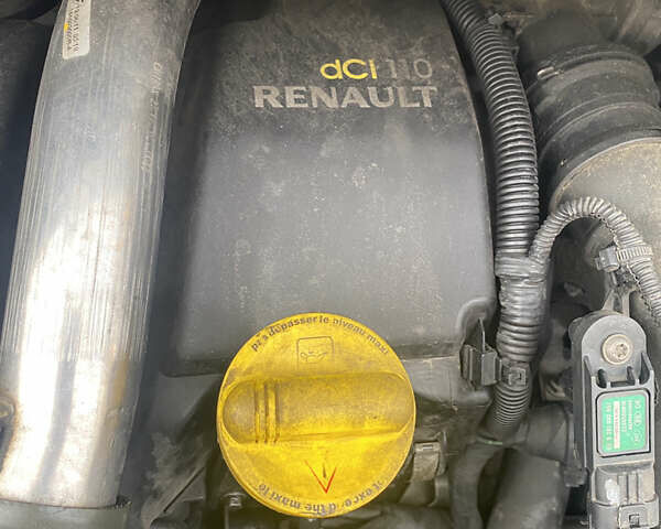 Білий Рено Сценік, об'ємом двигуна 1.5 л та пробігом 280 тис. км за 6500 $, фото 18 на Automoto.ua