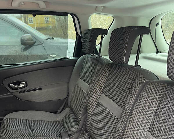 Білий Рено Сценік, об'ємом двигуна 1.5 л та пробігом 270 тис. км за 4000 $, фото 14 на Automoto.ua