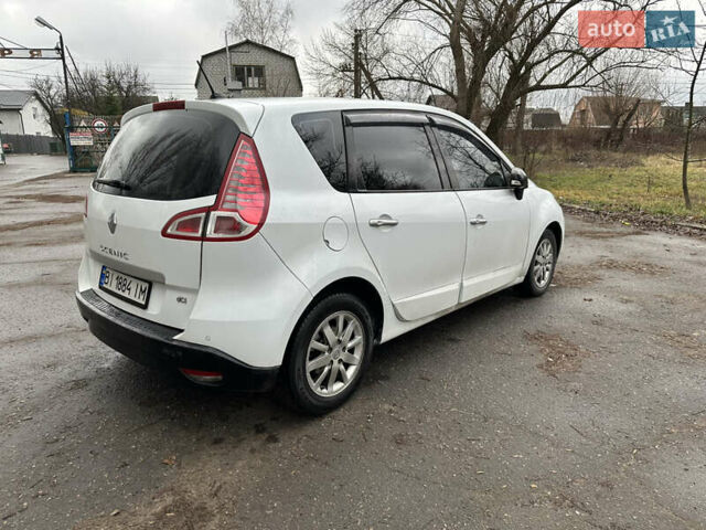 Білий Рено Сценік, об'ємом двигуна 1.6 л та пробігом 309 тис. км за 6200 $, фото 3 на Automoto.ua