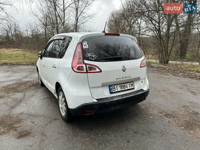 Білий Рено Сценік, об'ємом двигуна 1.6 л та пробігом 309 тис. км за 6200 $, фото 5 на Automoto.ua