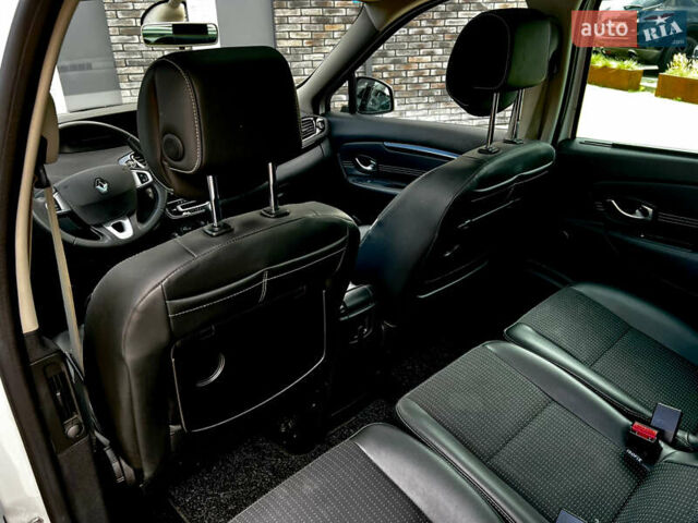 Белый Рено Сценик, объемом двигателя 1.4 л и пробегом 160 тыс. км за 8000 $, фото 14 на Automoto.ua