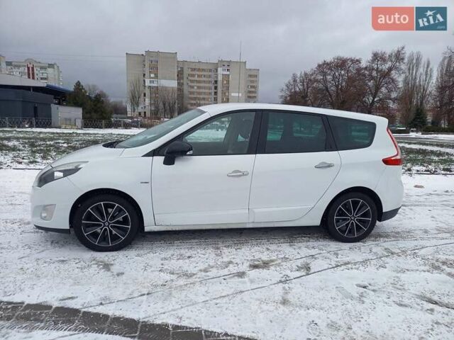 Білий Рено Сценік, об'ємом двигуна 1.5 л та пробігом 221 тис. км за 8150 $, фото 3 на Automoto.ua