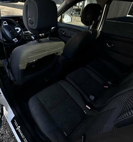 Білий Рено Сценік, об'ємом двигуна 1.5 л та пробігом 315 тис. км за 8300 $, фото 6 на Automoto.ua