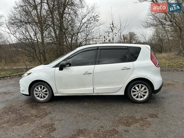 Білий Рено Сценік, об'ємом двигуна 1.6 л та пробігом 309 тис. км за 6200 $, фото 6 на Automoto.ua