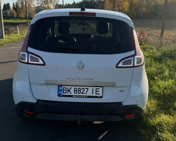 Білий Рено Сценік, об'ємом двигуна 1.46 л та пробігом 266 тис. км за 7800 $, фото 2 на Automoto.ua
